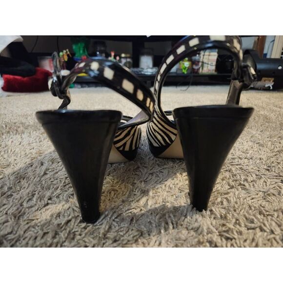 Anne Klein High Heels - Akevanston - Zebra Print, sling back 9M - Picture 9 of 14